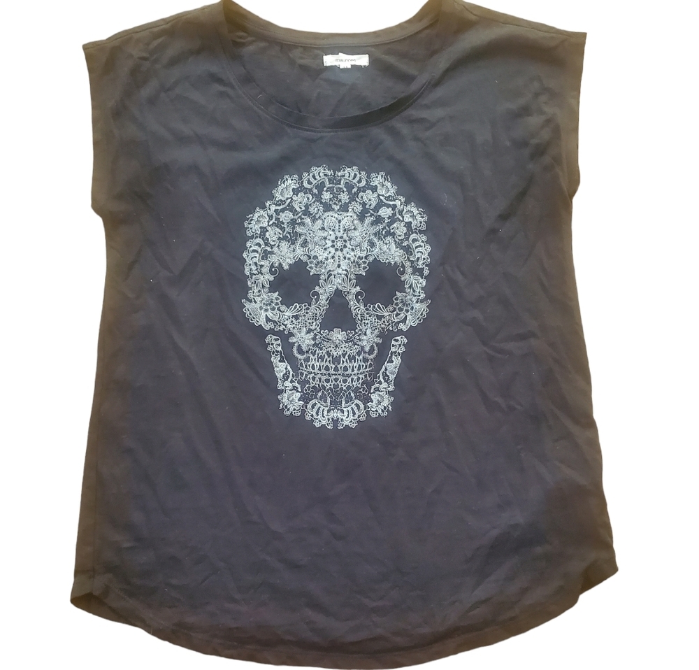 Maurices Black Skull Graphic Tee S